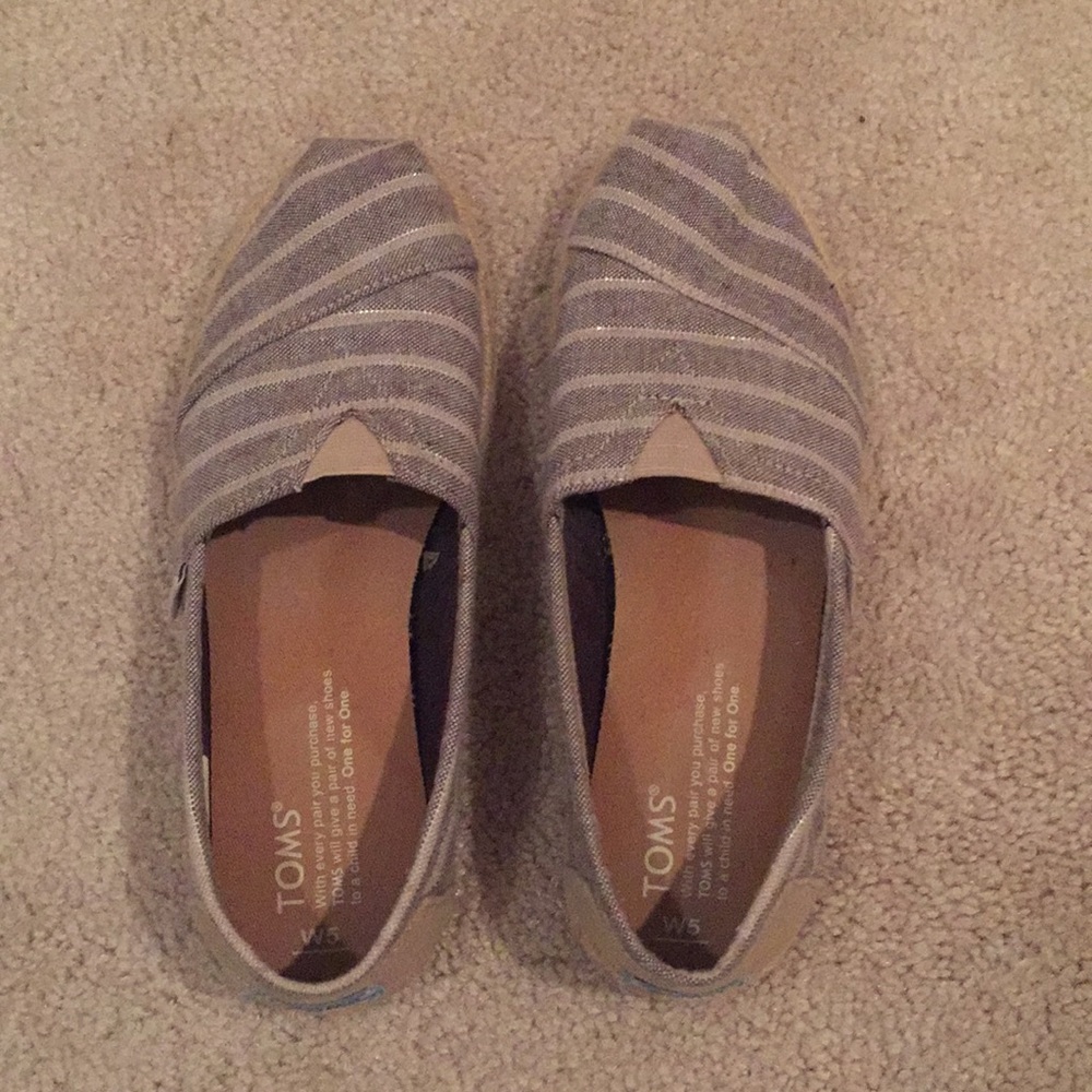 {Toms} Shoes